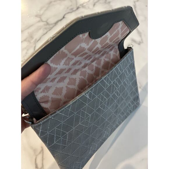Stella and Dot Clutch Grey Silver Geometric Faux Suede Always by Side Handbag - Picture 5 of 5